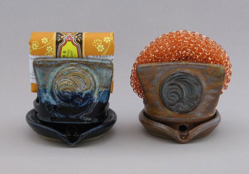 pottery holder for scrubbie clay soap dish